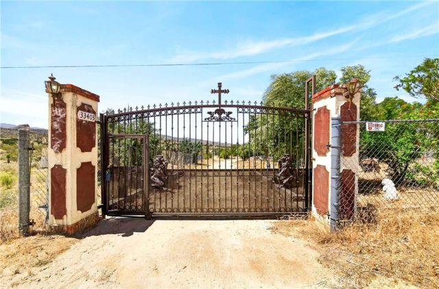 33403 111th East, Littlerock, CA 93543