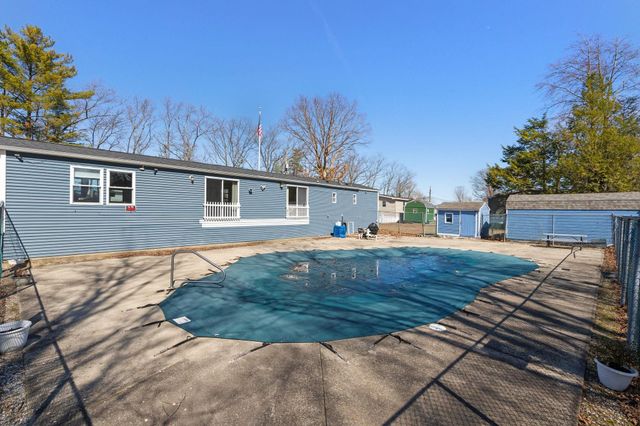 101 Lillian Avenue, Seabrook, NH 03874