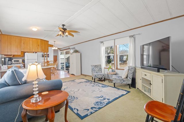 101 Lillian Avenue, Seabrook, NH 03874