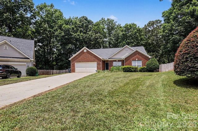2922 Tallard Lane, Charlotte, NC 28270