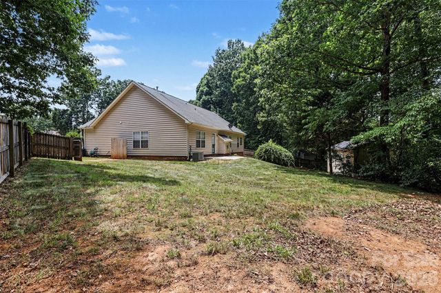 2922 Tallard Lane, Charlotte, NC 28270