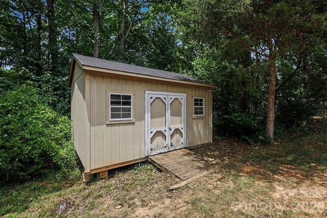 2922 Tallard Lane, Charlotte, NC 28270