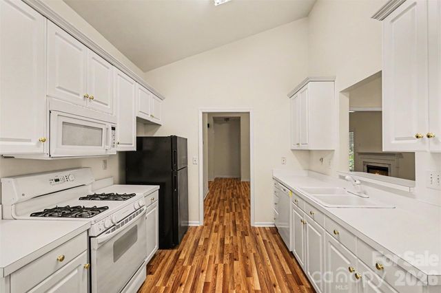 2922 Tallard Lane, Charlotte, NC 28270