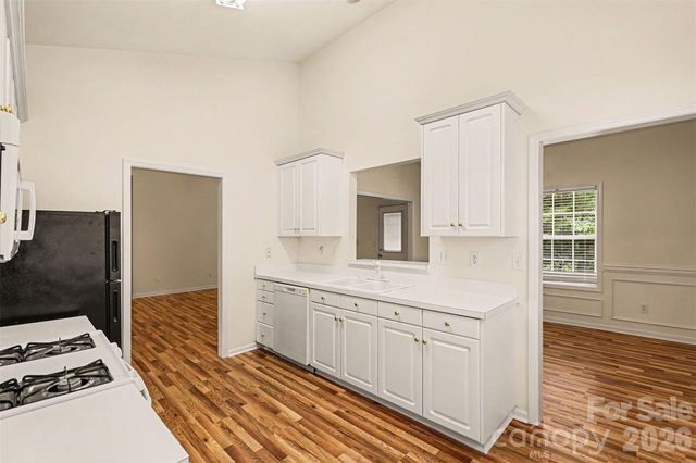2922 Tallard Lane, Charlotte, NC 28270