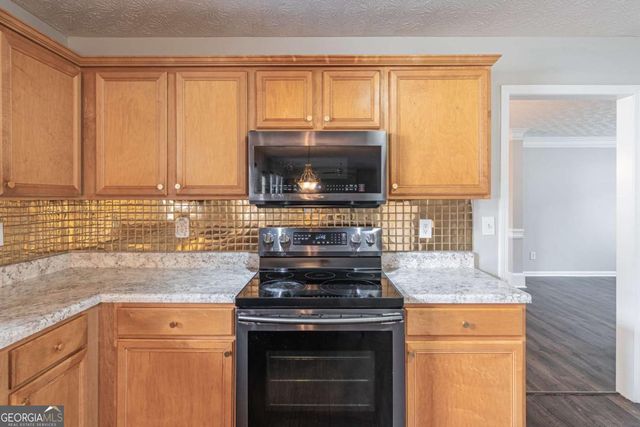 1241 Hogan Ridge Court, Grayson, GA 30017