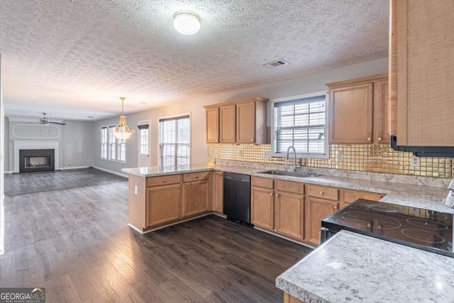 1241 Hogan Ridge Court, Grayson, GA 30017