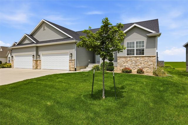 3062 Duckhorn Cove, Marion, IA 52302