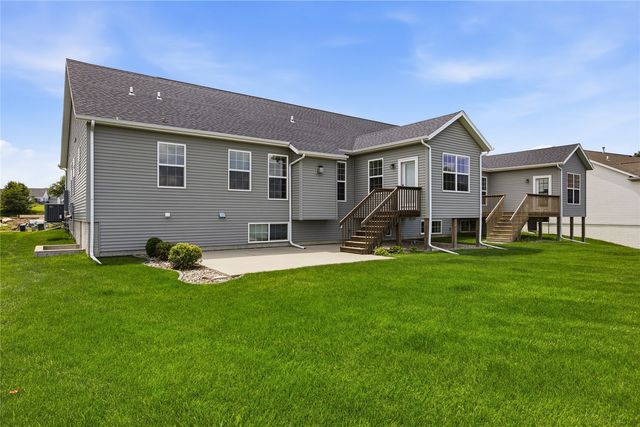 3062 Duckhorn Cove, Marion, IA 52302