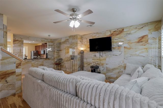 1429 Fox Run Drive, Irving, TX 75063