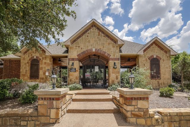 1429 Fox Run Drive, Irving, TX 75063