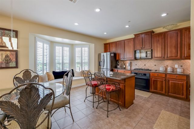 1429 Fox Run Drive, Irving, TX 75063