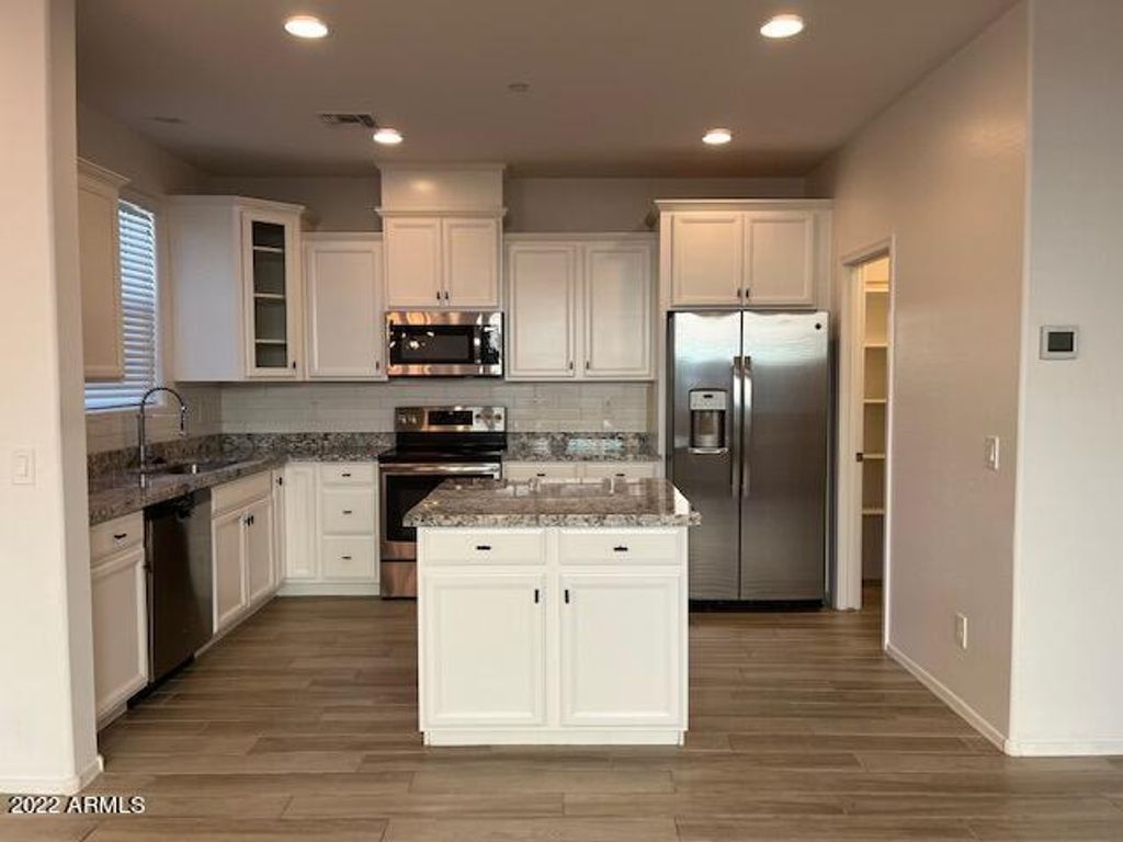 14870 W Encanto Boulevard Unit 1080, Goodyear, AZ 85395 — photo 5