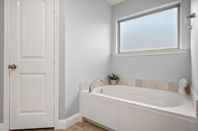 10115 Valencia Avenue, Lubbock, TX 79424