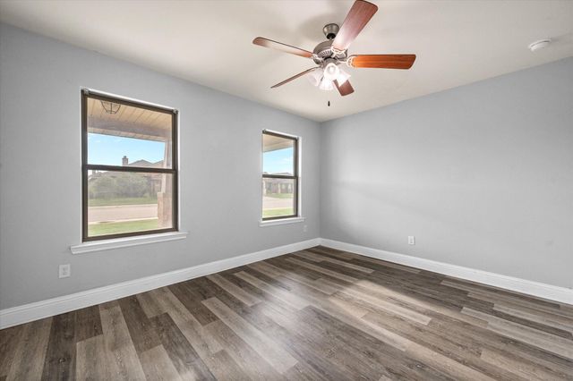 10115 Valencia Avenue, Lubbock, TX 79424