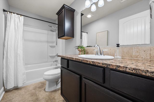 10115 Valencia Avenue, Lubbock, TX 79424