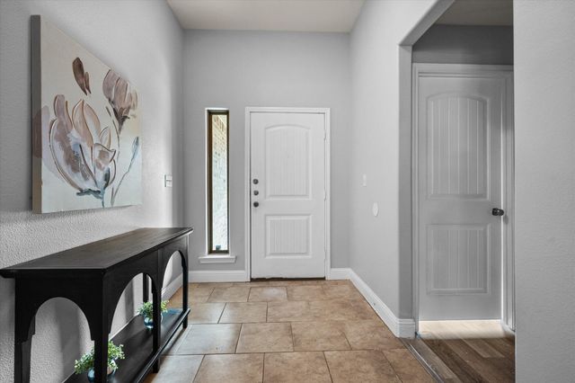 10115 Valencia Avenue, Lubbock, TX 79424