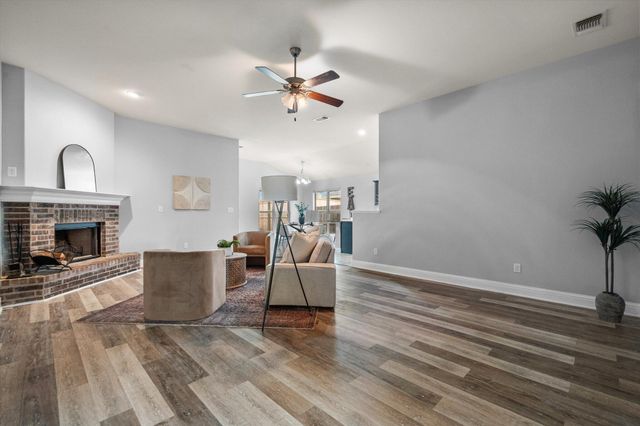 10115 Valencia Avenue, Lubbock, TX 79424