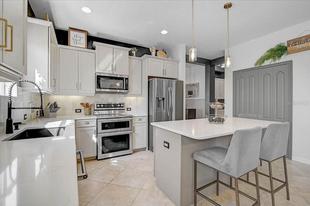 1530 WESTOVER AVENUE, Parrish, FL 34219