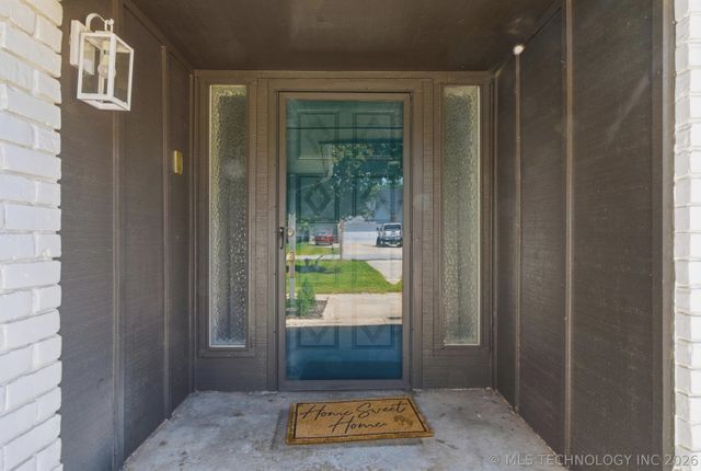 21908 W 11th Street, Sand Springs, OK 74063