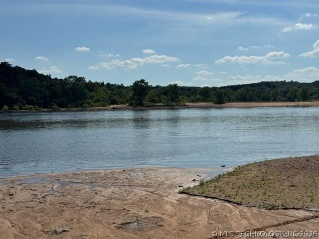 21908 W 11th Street, Sand Springs, OK 74063