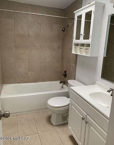 4170 E 32nd Street, Tucson, AZ 85711