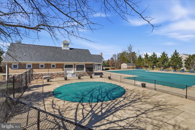 8731 FARNHAM WAY, Bristow, VA 20136