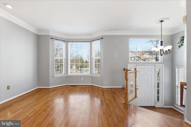 8731 FARNHAM WAY, Bristow, VA 20136