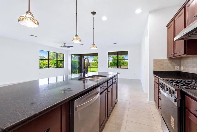 11109 SANDHILL PRESERVE DRIVE, Sarasota, FL 34238