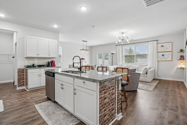 5330 Owens Ln, White House, TN 37188