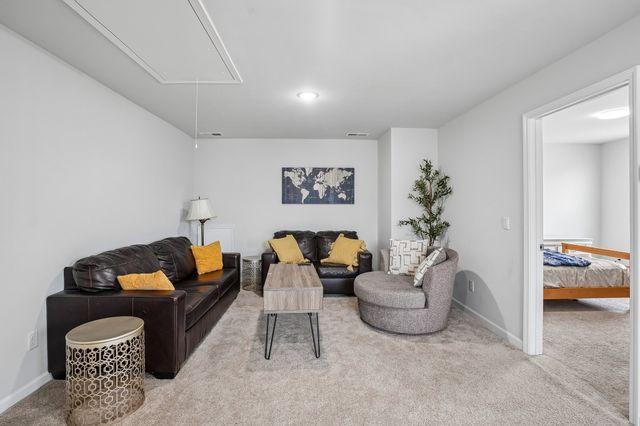 5330 Owens Ln, White House, TN 37188