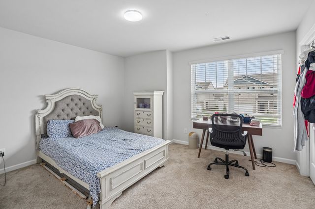 5330 Owens Ln, White House, TN 37188