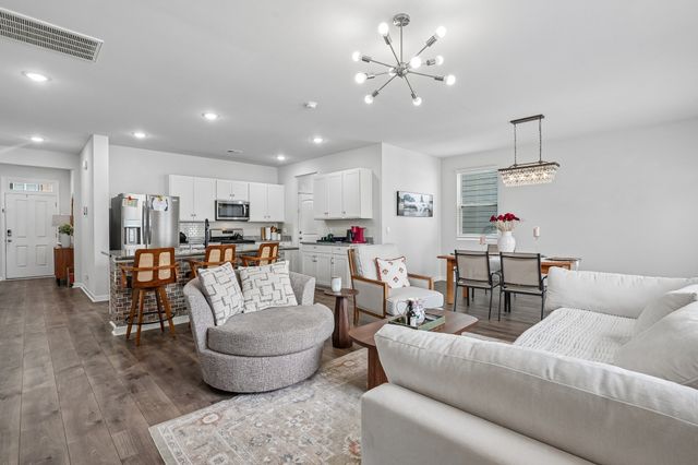 5330 Owens Ln, White House, TN 37188