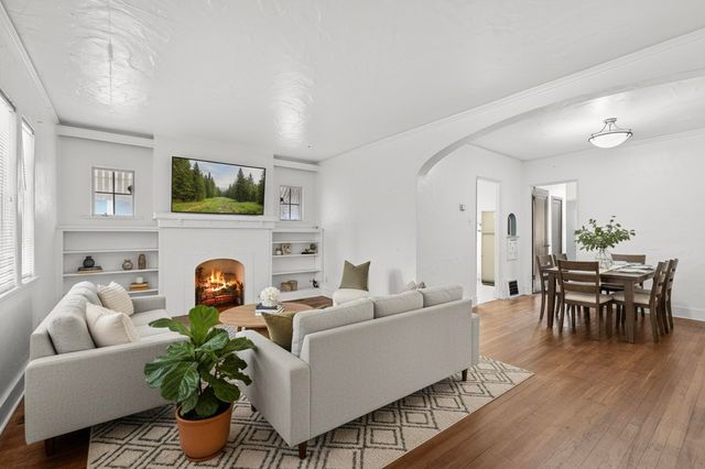 1821 Silver Avenue SE, Albuquerque, NM 87106