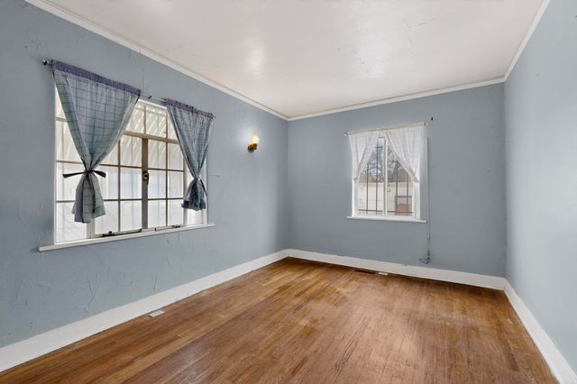 1821 Silver Avenue SE, Albuquerque, NM 87106