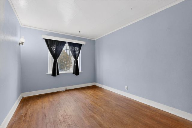 1821 Silver Avenue SE, Albuquerque, NM 87106