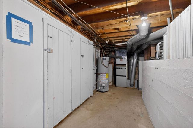 1821 Silver Avenue SE, Albuquerque, NM 87106