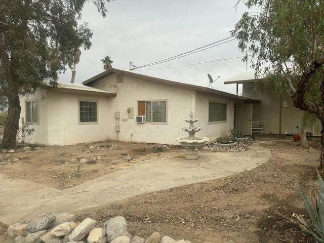 944 Flamingo Avenue, Thermal, CA 92274