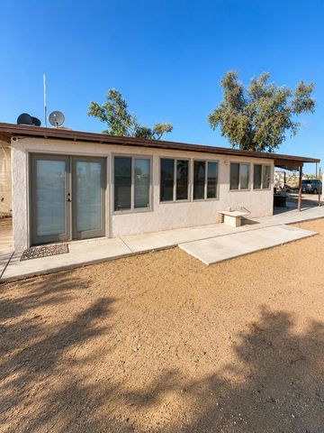 944 Flamingo Avenue, Thermal, CA 92274