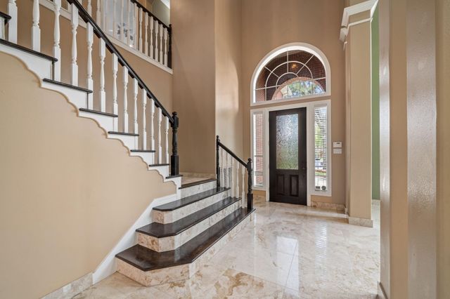 403 Brook Shore Court, Sugar Land, TX 77478