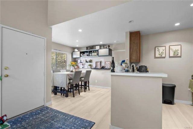 24496 Valle Del Oro 204, Newhall, CA 91321
