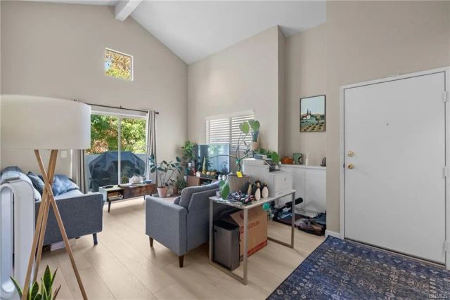 24496 Valle Del Oro 204, Newhall, CA 91321