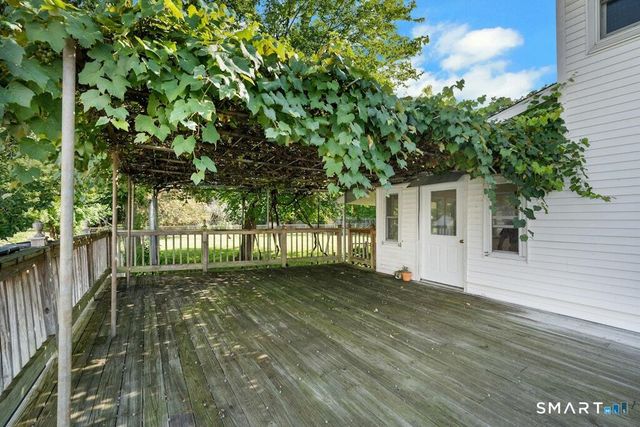 2743 Boston Post Road, Darien, CT 06820