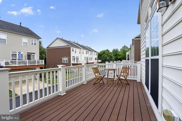 2195 POTOMAC CLUB PKWY, Woodbridge, VA 22191