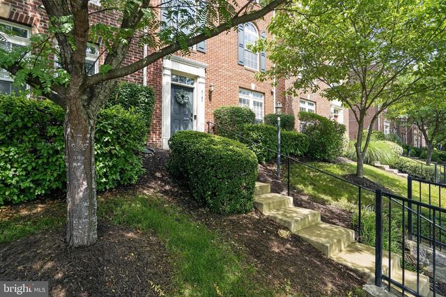 2195 POTOMAC CLUB PKWY, Woodbridge, VA 22191