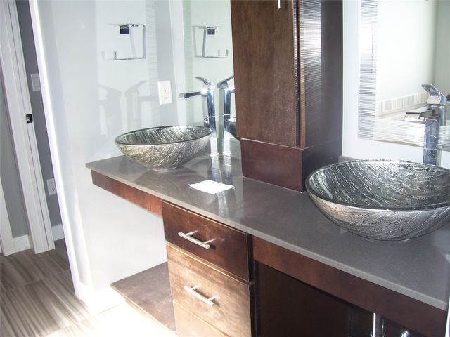 1700 Croell Avenue, Tiffin, IA 52340