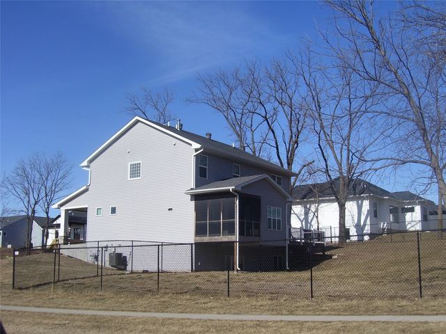 1700 Croell Avenue, Tiffin, IA 52340