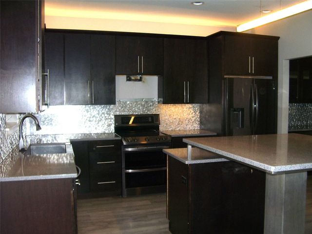 1700 Croell Avenue, Tiffin, IA 52340