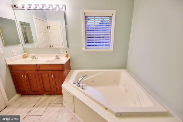 503 EVERGREEN AVE, Warminster, PA 18974