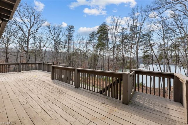 1003 Eastshore Circle, Stokesdale, NC 27357