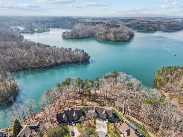 1003 Eastshore Circle, Stokesdale, NC 27357